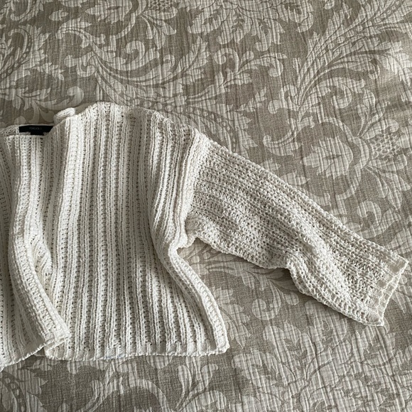 Forever 21 Knit cropped sweater - Picture 2 of 3